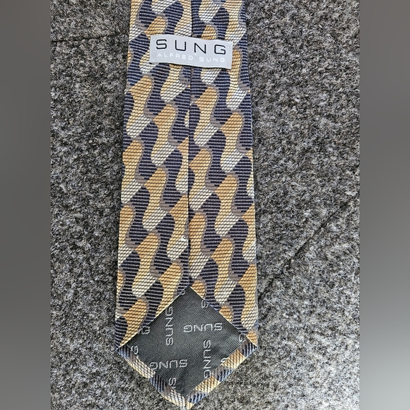 Sung Alfred Sung Silk Tie - Picture 8 of 8